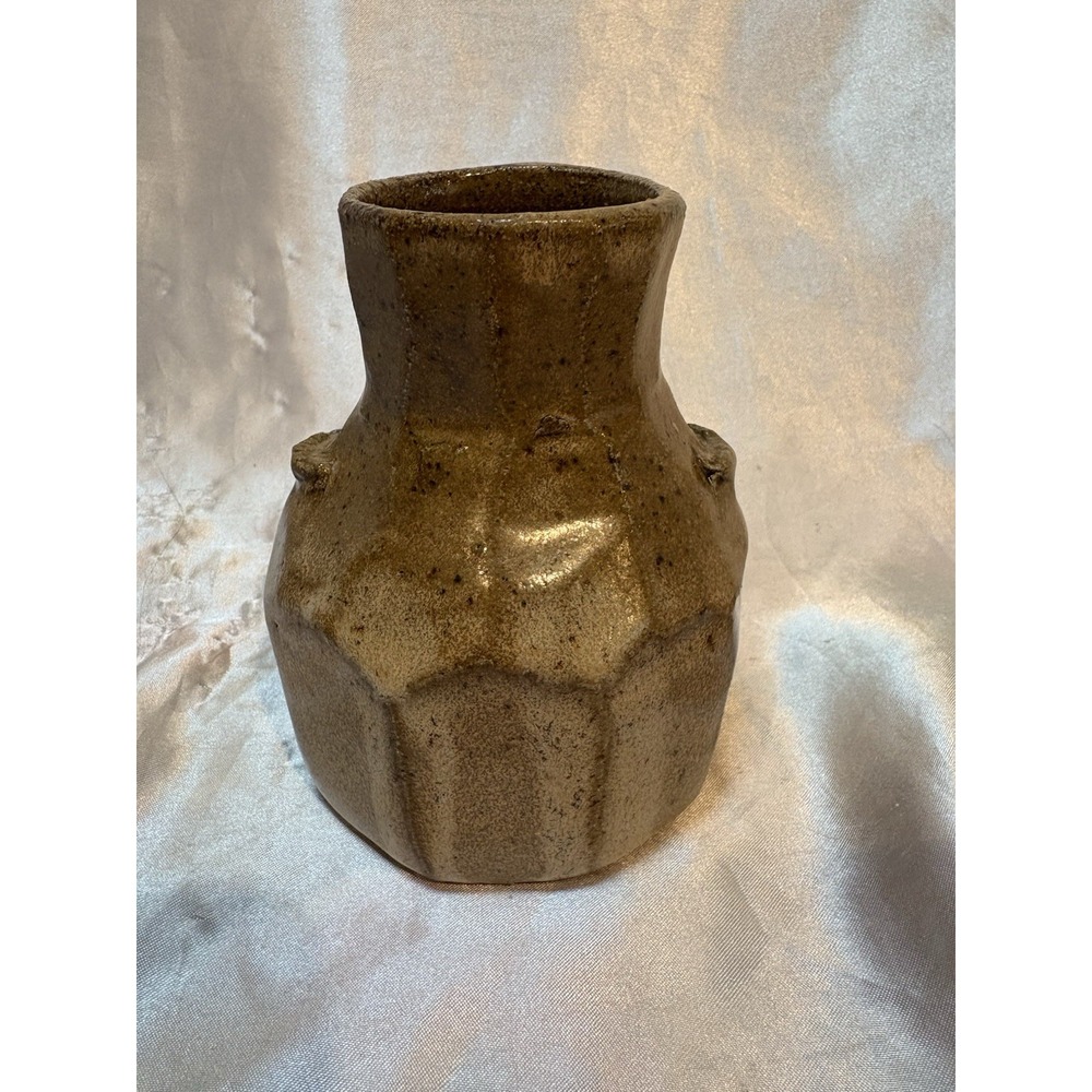 Signed Studio pottery vase 4.5" tall brown small handles
